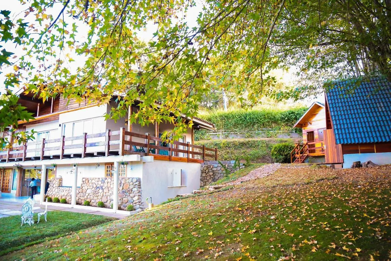 Hotell Villa Iturri Campos do Jordão